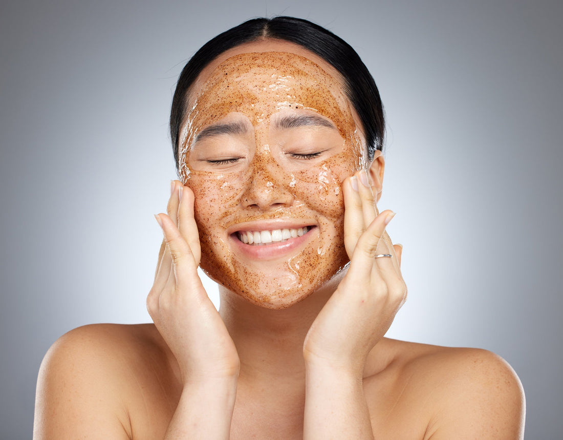 Votre routine ne fonctionne pas ? Le gommage, l’étape qui change tout